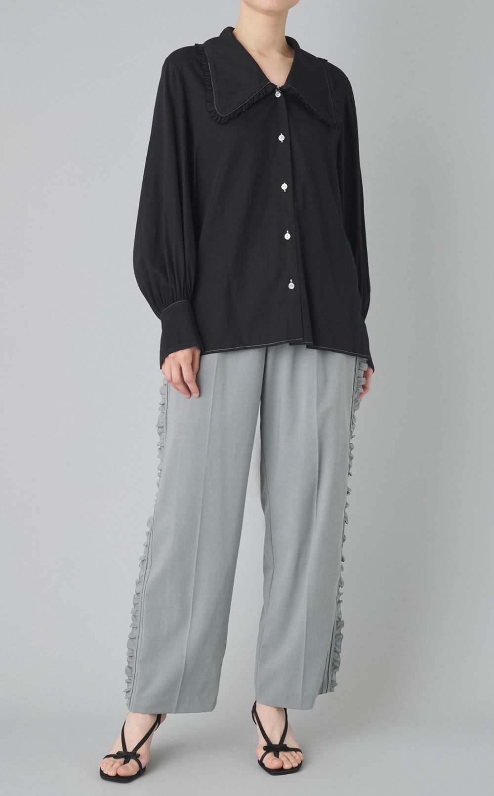 【reADdress】フリルカラーブラウス