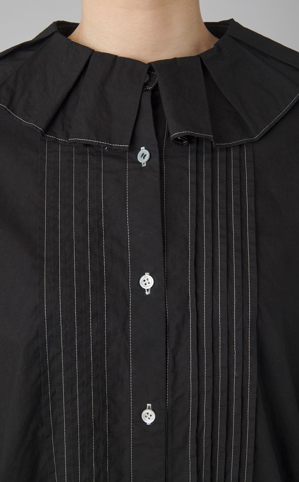 【reADdress】プリーツカラーブラウス