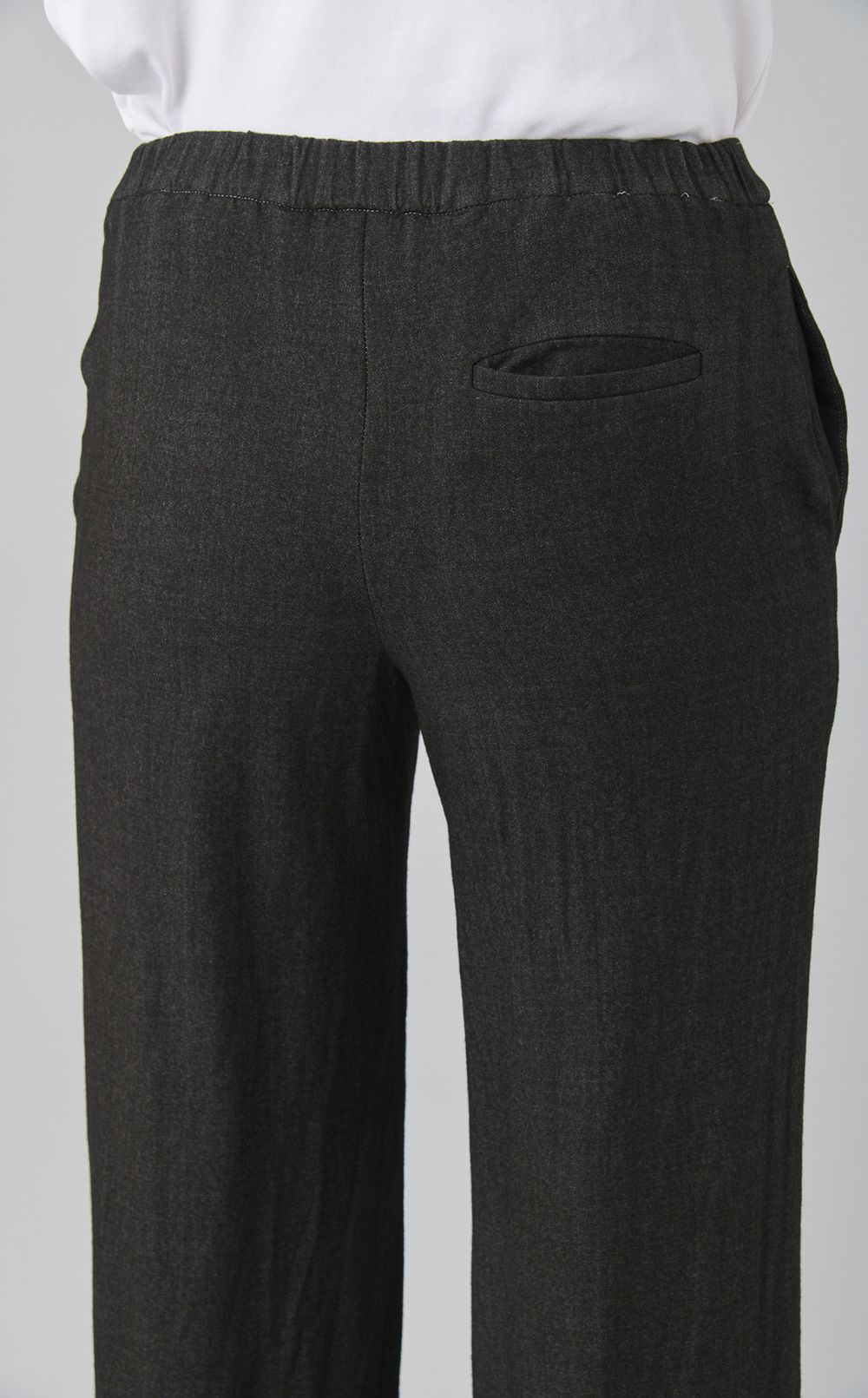 【reADdress】ウール混ワイドパンツ