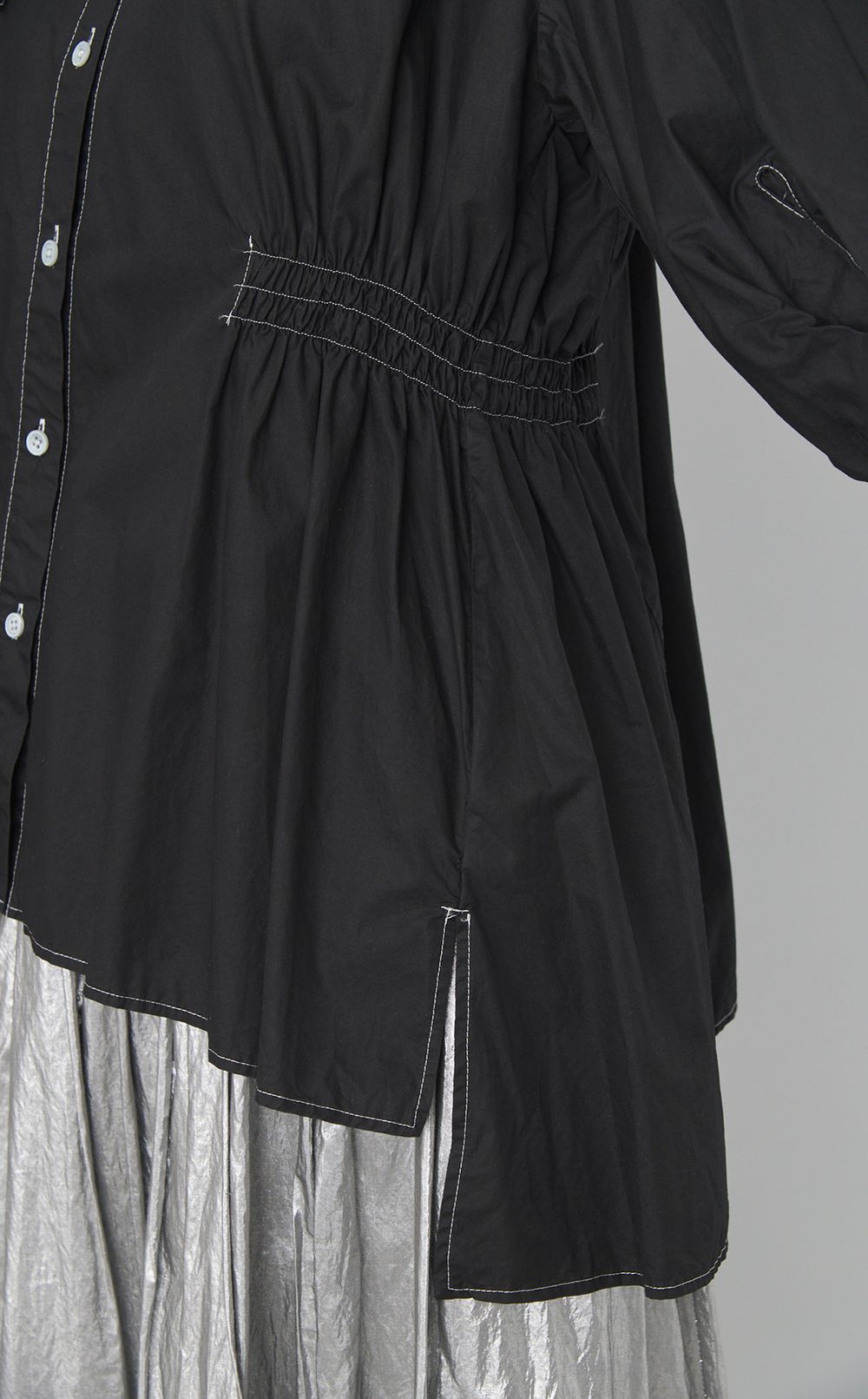 【reADdress】カットアウトシャーリングシャツ