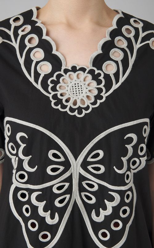 【reADdress】カット刺繍ロングプルオーバー