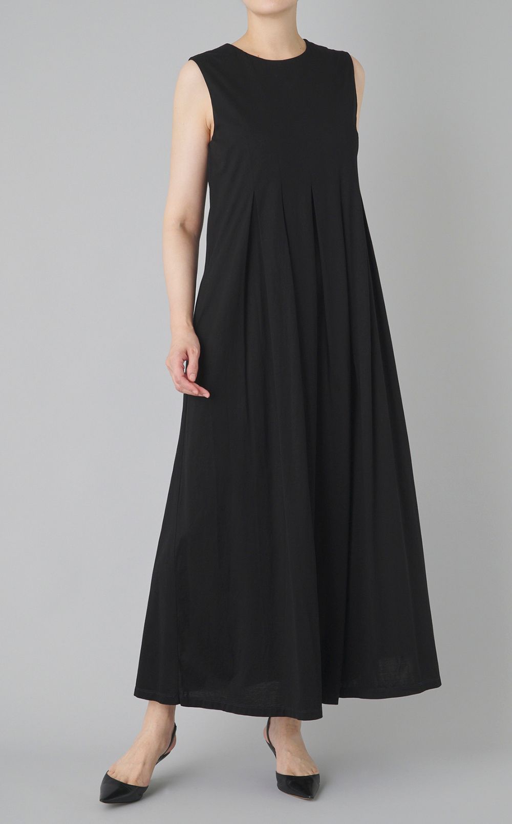 【reADdress】ノースリーブプリーツロングワンピース