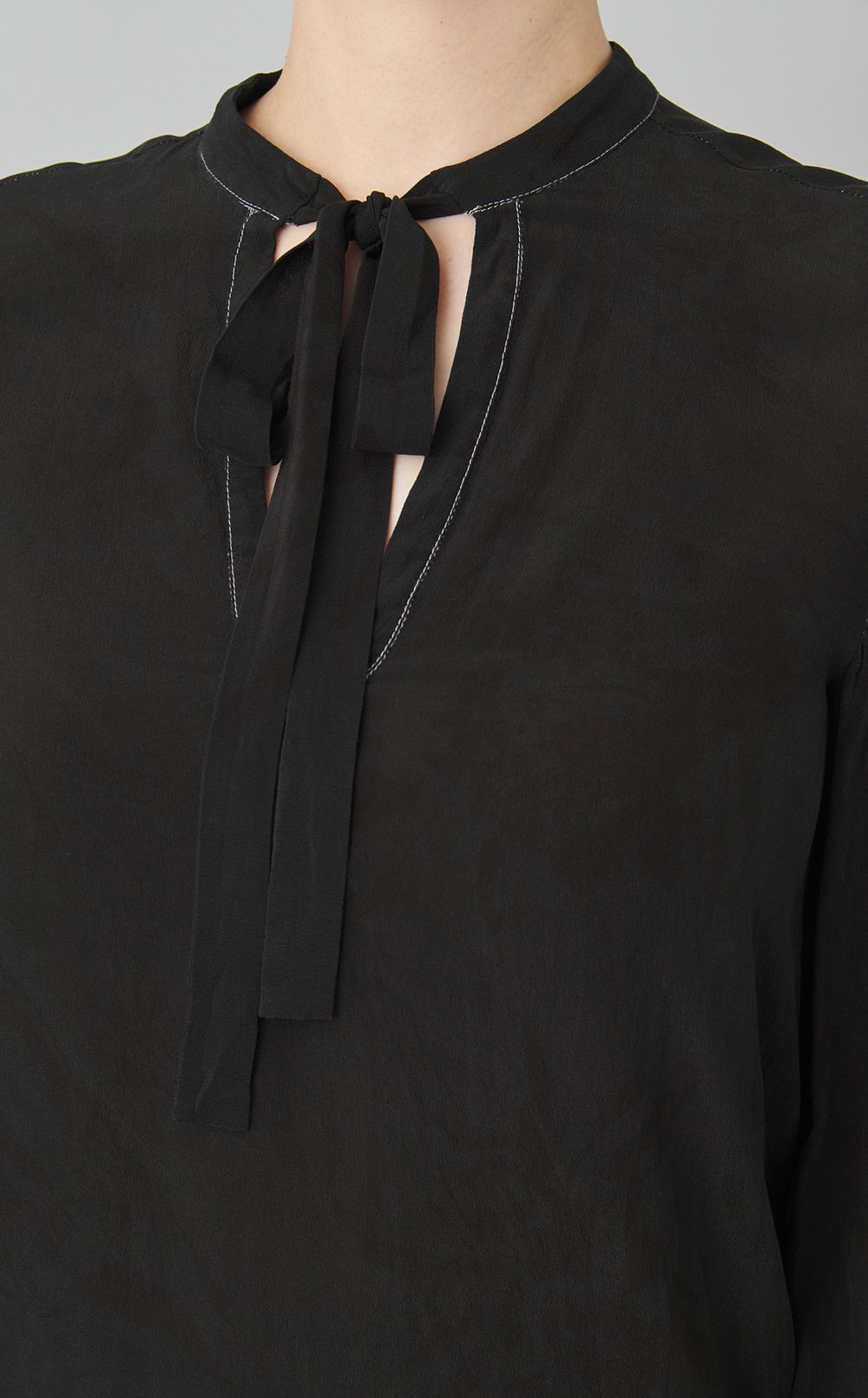 【reADdress】シルクボウタイブラウス