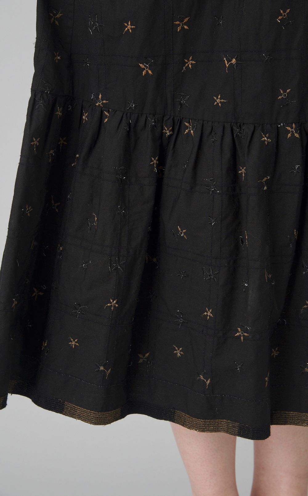 【reADdress】刺繍ティアードワンピース