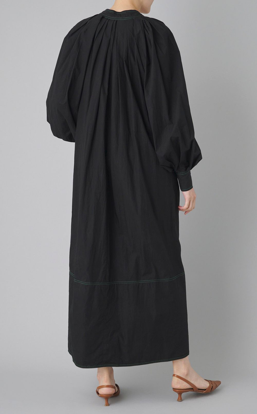 【reADdress】タックギャザーVネックロングドレス