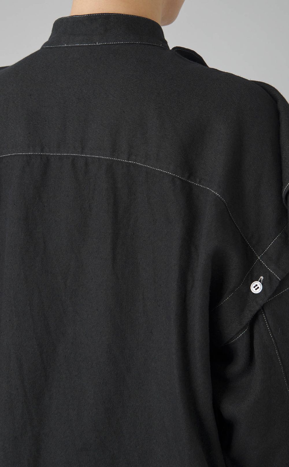 【reADdress】ショルダーフリルブラウス