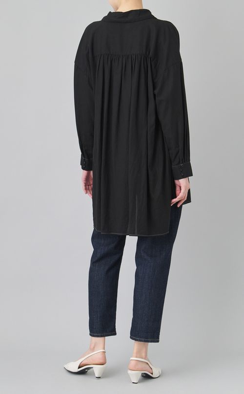 【reADdress】オープンネックロングシャツ