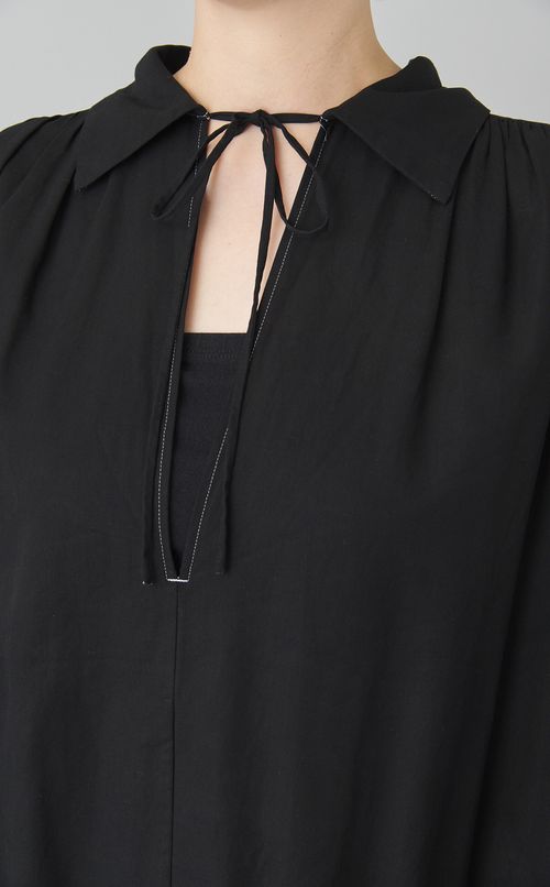 【reADdress】オープンネックロングシャツ