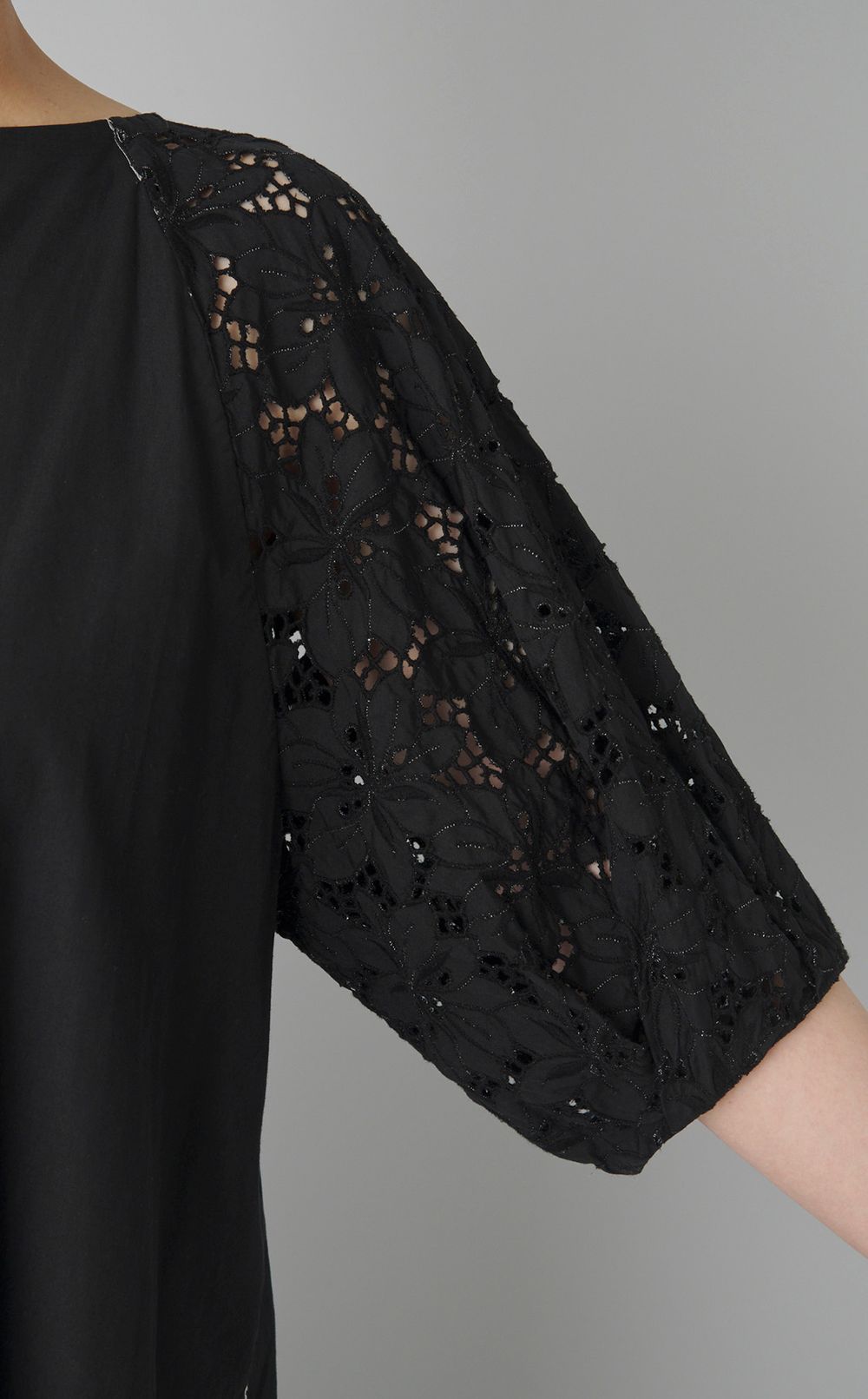 【reADdress】レースバルーンスリーブブラウス