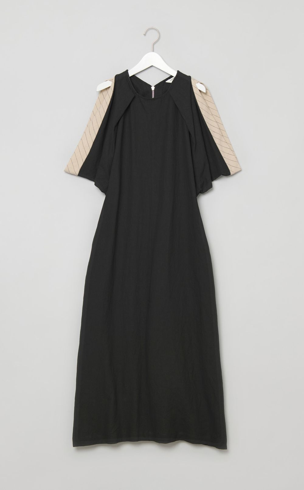 ダブルウェイジップリネンワンピース