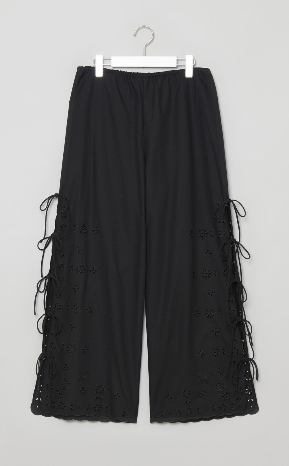 カットワークリボンパンツ