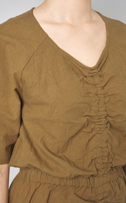 Vネックギャザーロングワンピース