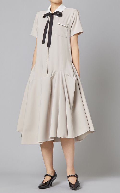 リボン付ペプラムワンピース