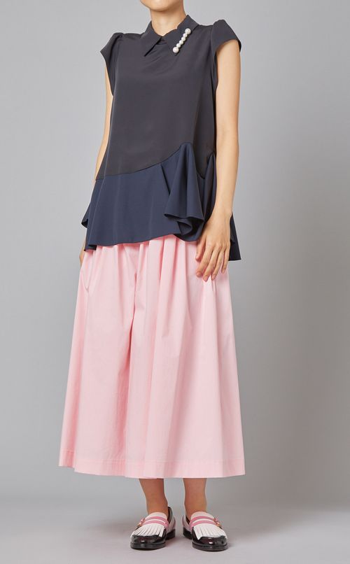 パール付ペプラムブラウス