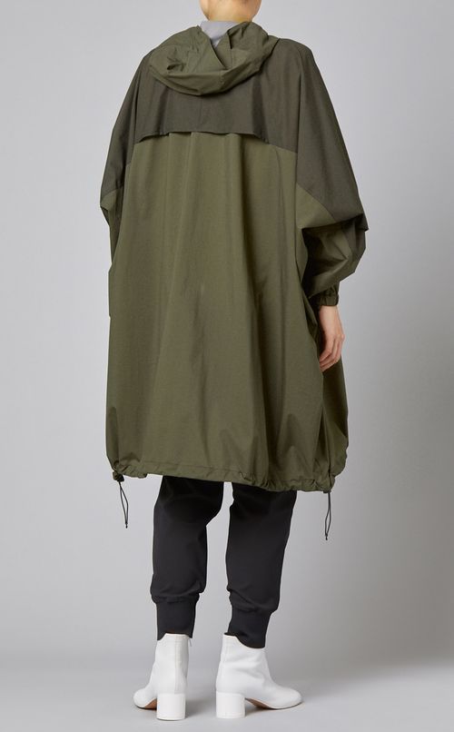 ナイロンフーディポンチョ