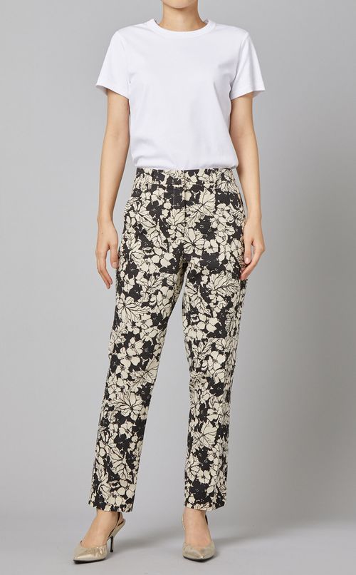 フラワープリントクロップドパンツ