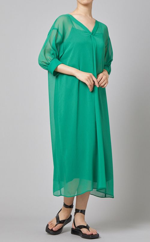 Vネックワンピース