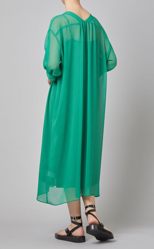 Vネックワンピース