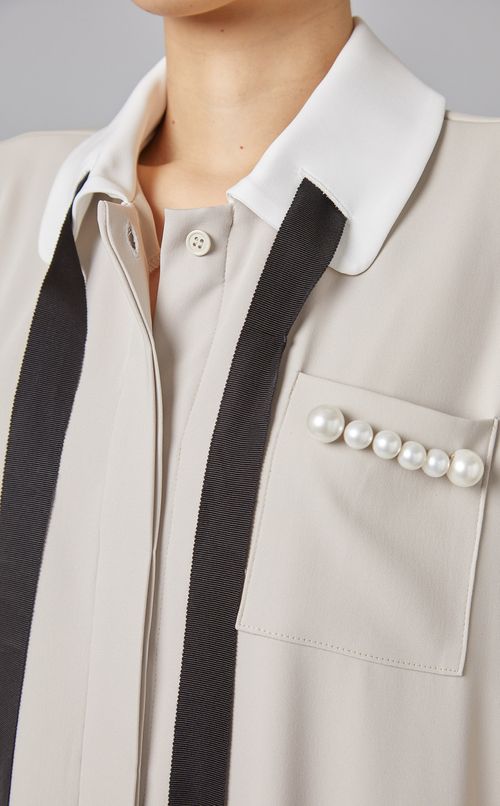 リボン付ペプラムワンピース