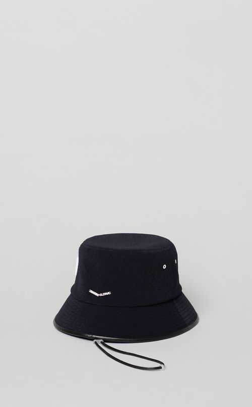 ロゴモチーフバケットハット