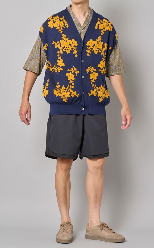 フラワージャガードニットベスト