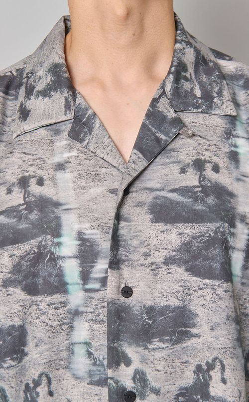 オープンカラーショートスリーブシャツ