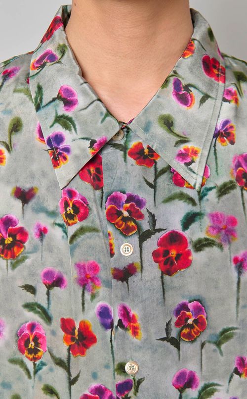 フラワープリントショートスリーブシャツ