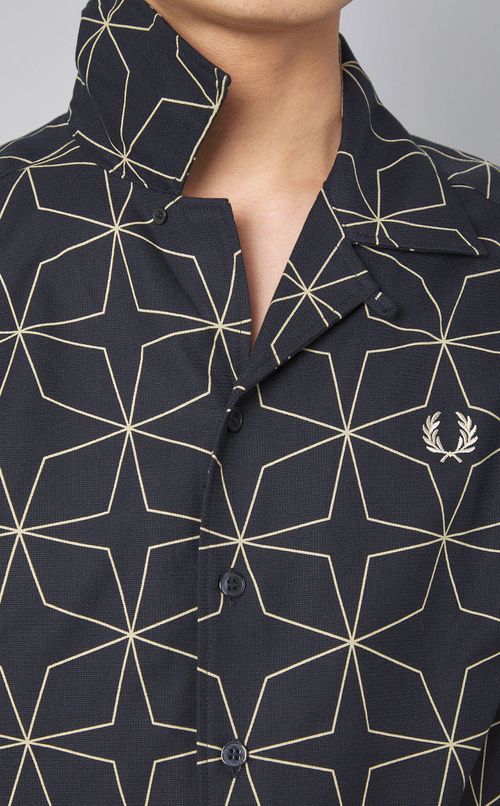 ジオメトリックショートスリーブシャツ