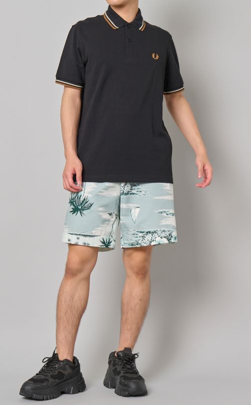 グラフィックショートパンツ