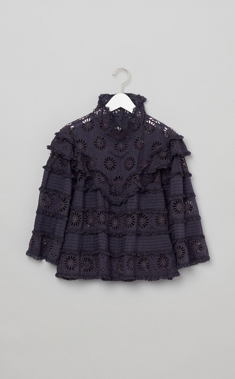 エンブロイダリーレースプルオーバー