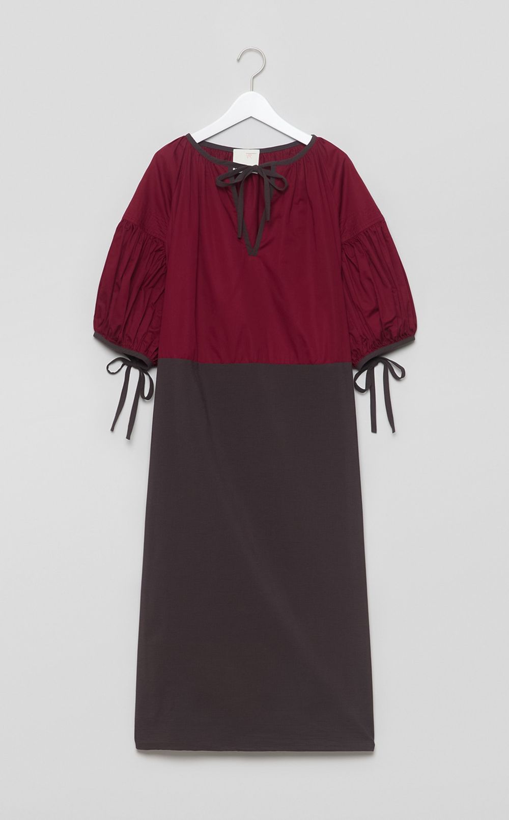 【reADdress】ボリュームスリーブバイカラーワンピース