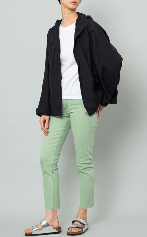 カットオフアンクルテーパードパンツ