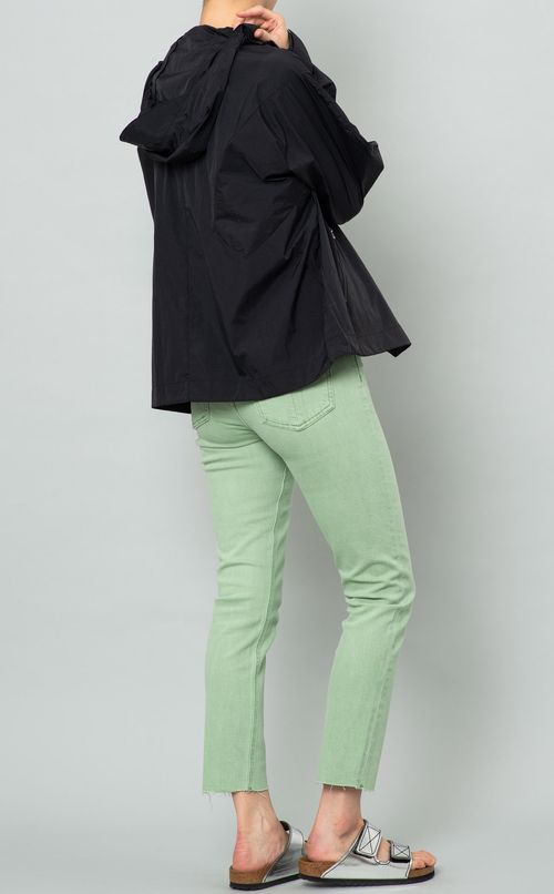 カットオフアンクルテーパードパンツ