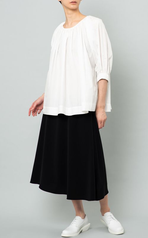 ストレッチフレアスカート