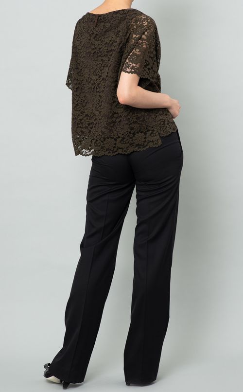 フラワーレースプルオーバーブラウス