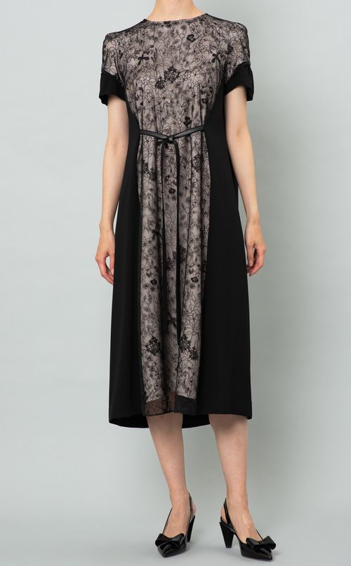 リバティレースワンピース