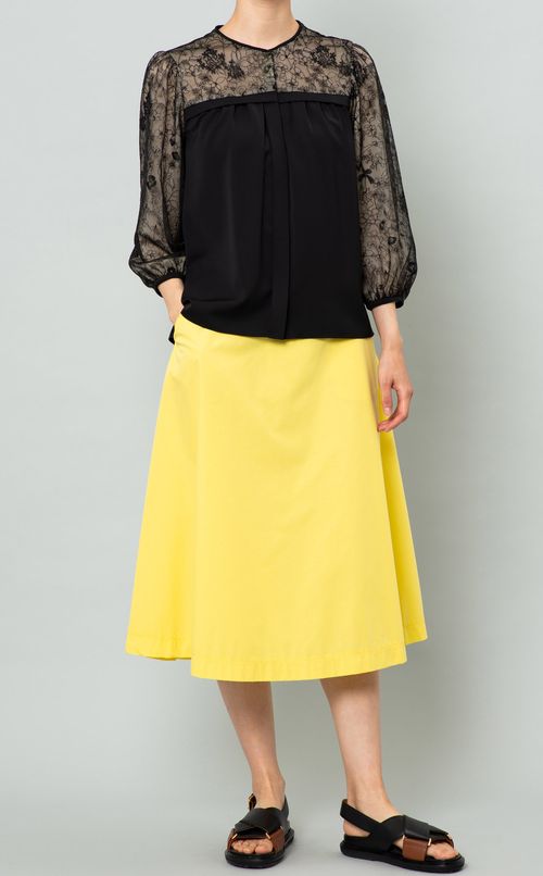 フラワーレースギャザーブラウス