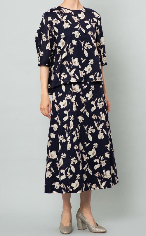 フラワープリントミディスカート