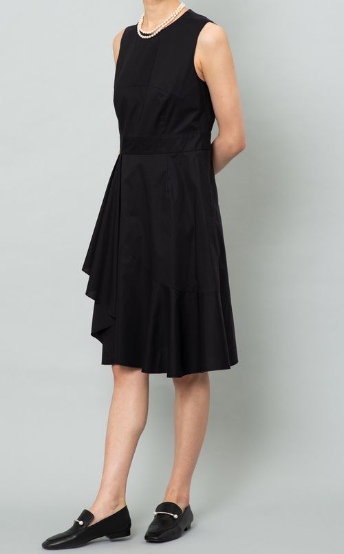 ノースリーブティアードワンピース