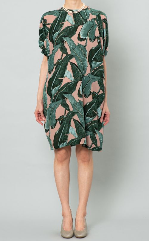 ボタニカルプリントパフスリーブワンピース