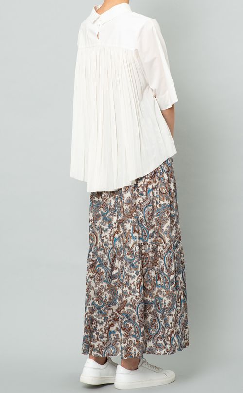 バックプリーツプルオーバーブラウス