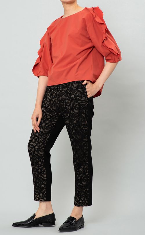 ストレッチフリルブラウス