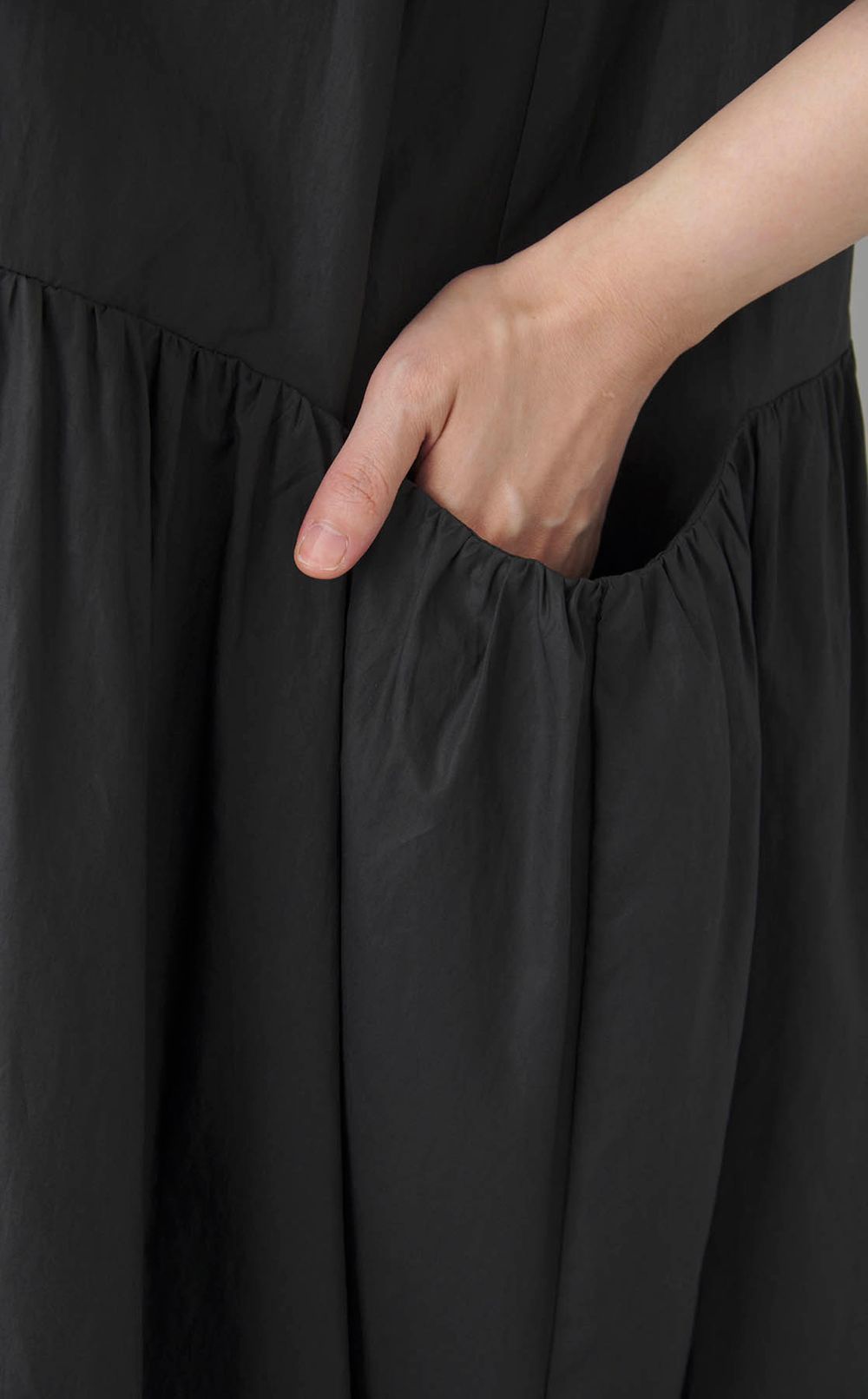 テントシルエットワンピース