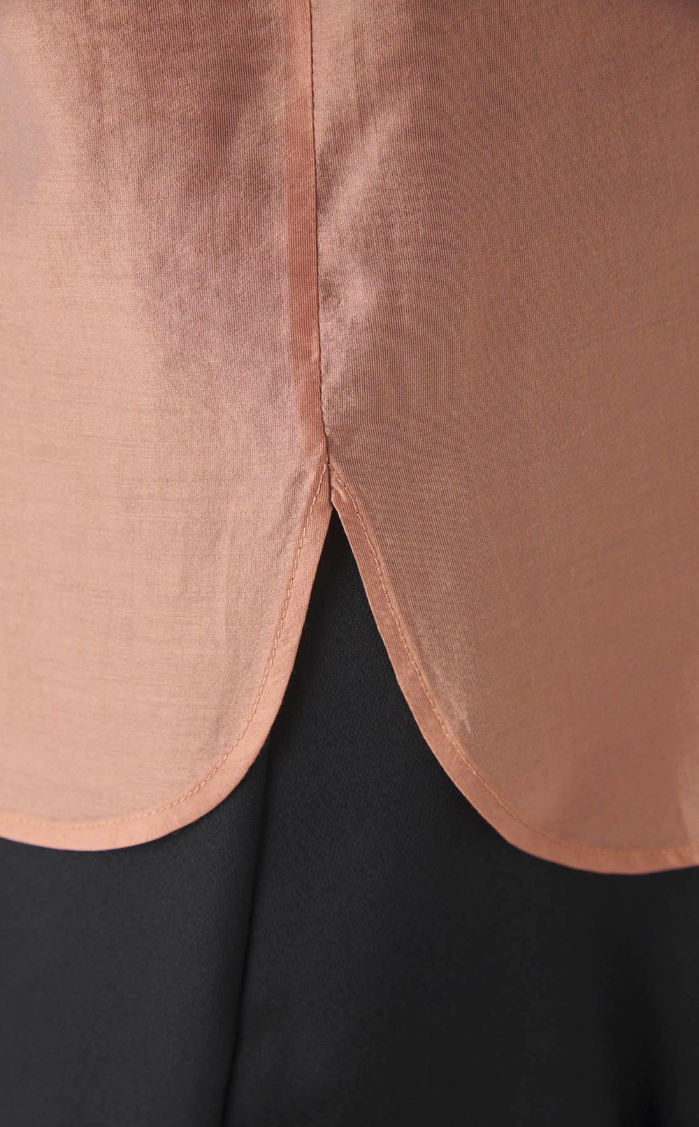 フレアスリーブブラウス