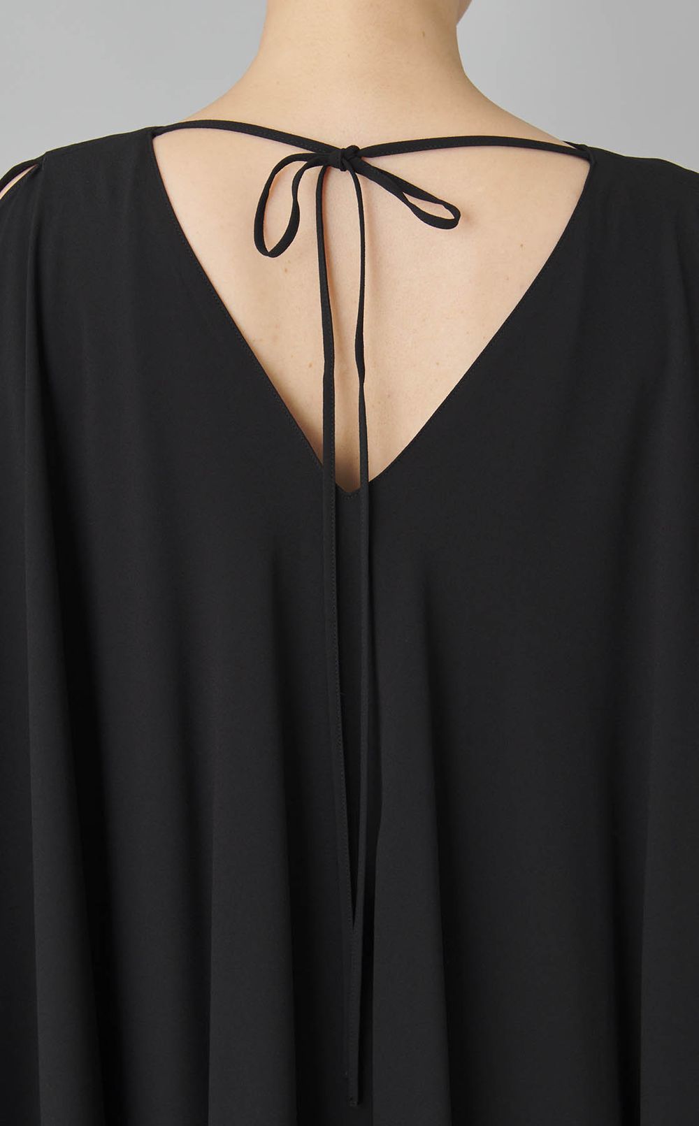 スリットスリーブブラウス