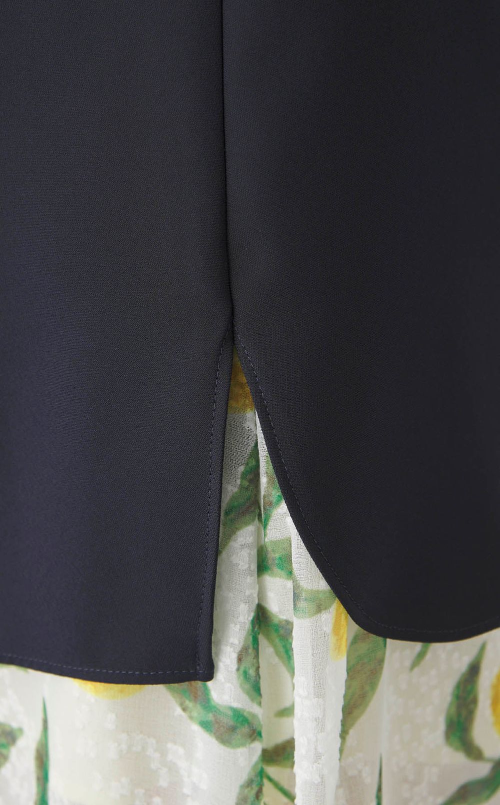 フロントタイバンドカラーシャツ