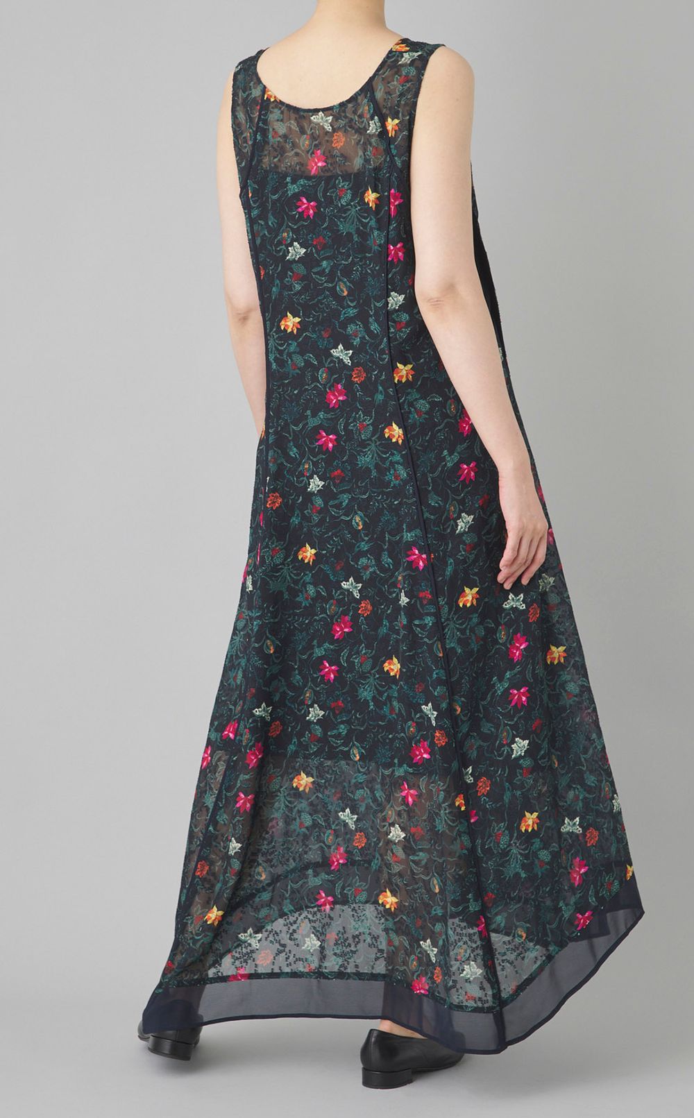 シフォンジャガードVネックワンピース