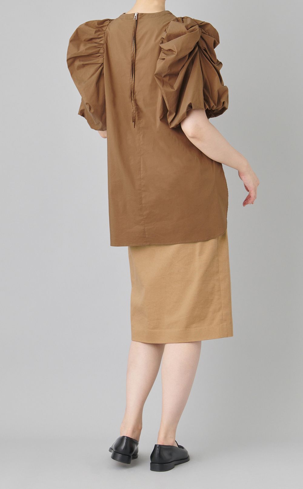 【reADdress】刺繍ブラウス