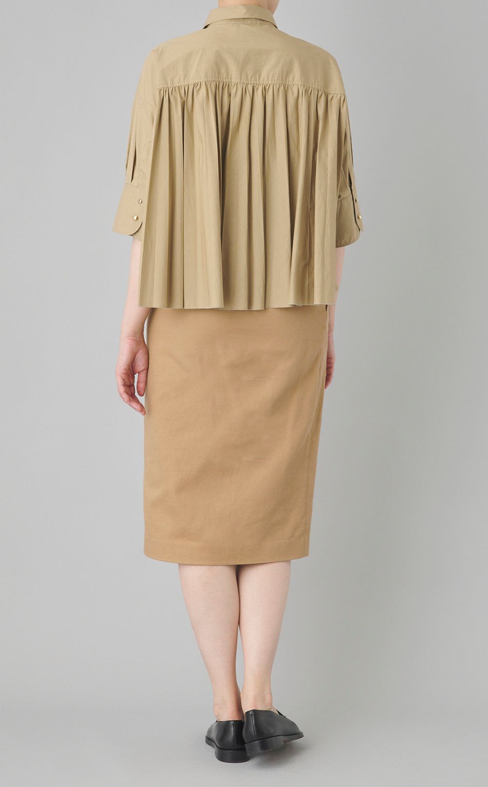 【reADdress】バックギャザーシャツ