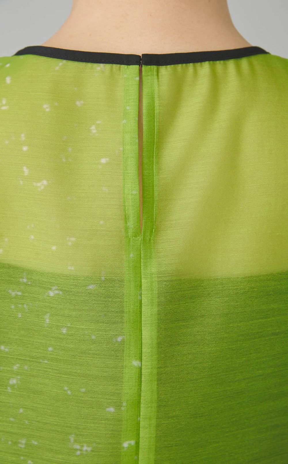 ポピープリントノースリーブブラウス